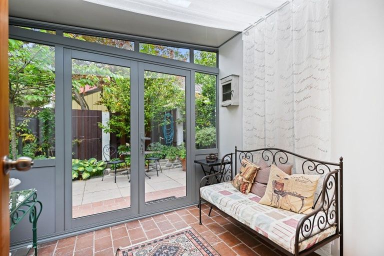 Photo of property in 2/54 Clyde Road, Ilam, Christchurch, 8041