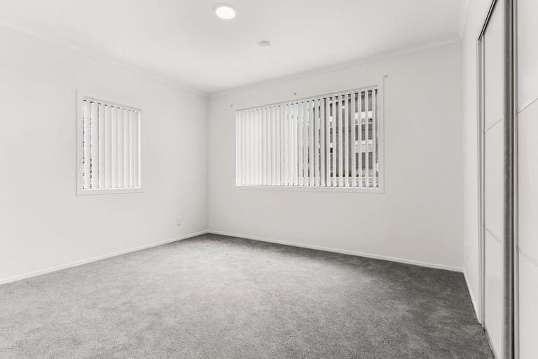 Photo of property in 8/130 Stancombe Road, Flat Bush, Auckland, 2016