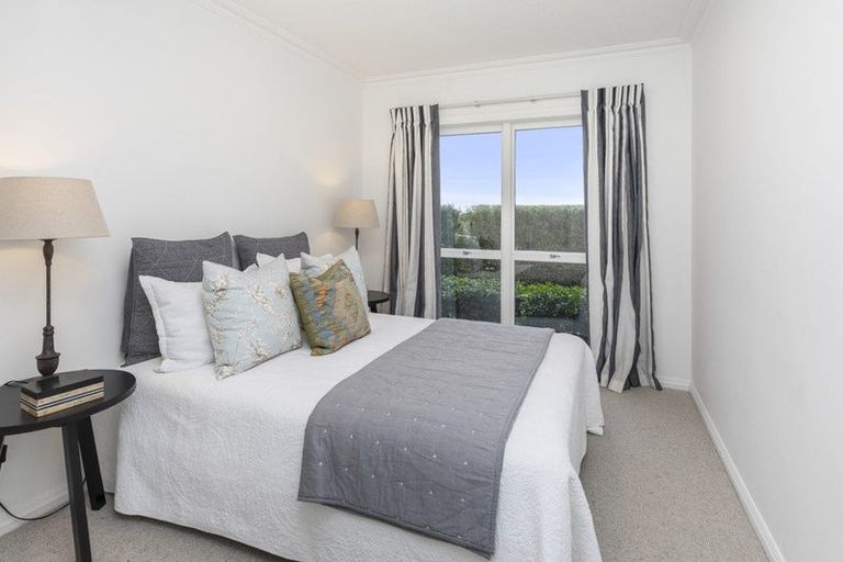 Photo of property in 40 Bengal Drive, Cashmere, Christchurch, 8022