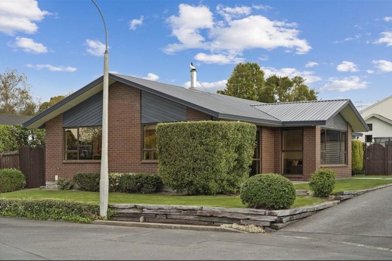 Photo of property in 14 Melissa Place, Burnside, Christchurch, 8042