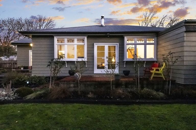 Photo of property in 11 Aynsley Terrace, Hillsborough, Christchurch, 8022