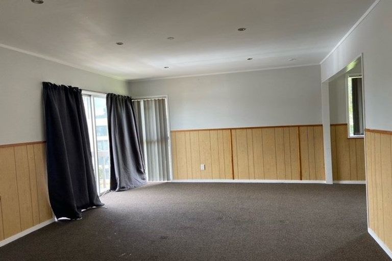 Photo of property in 105 Mahia Road, Wattle Downs, Auckland, 2103