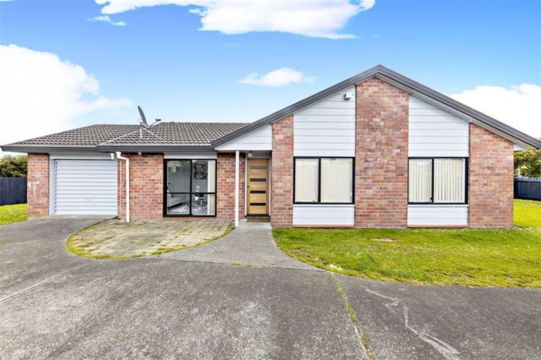 Photo of property in 27 Horlicks Place, Randwick Park, Auckland, 2105