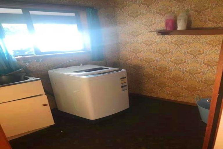 Photo of property in 118 Pupuke Road, Hillcrest, Auckland, 0627