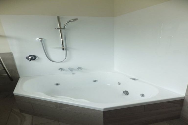 Photo of property in 123 Stanbury Avenue, Somerfield, Christchurch, 8024