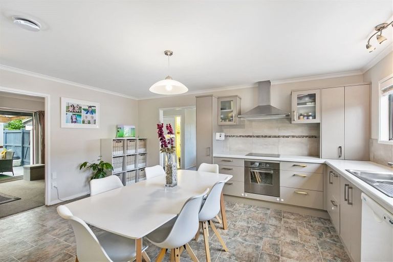 Photo of property in 4 Galvan Avenue, Sunnyhills, Auckland, 2010