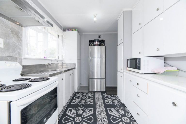 Photo of property in 460 Massey Road, Mangere East, Auckland, 2024