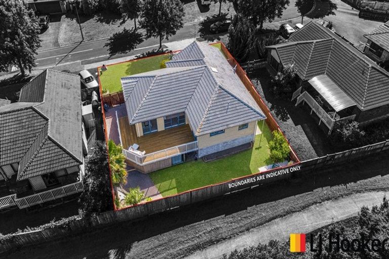 Photo of property in 3 Ashland Place, Weymouth, Auckland, 2103