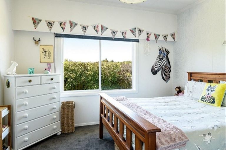 Photo of property in 17 Goddard Road, Tasman, Upper Moutere, 7173