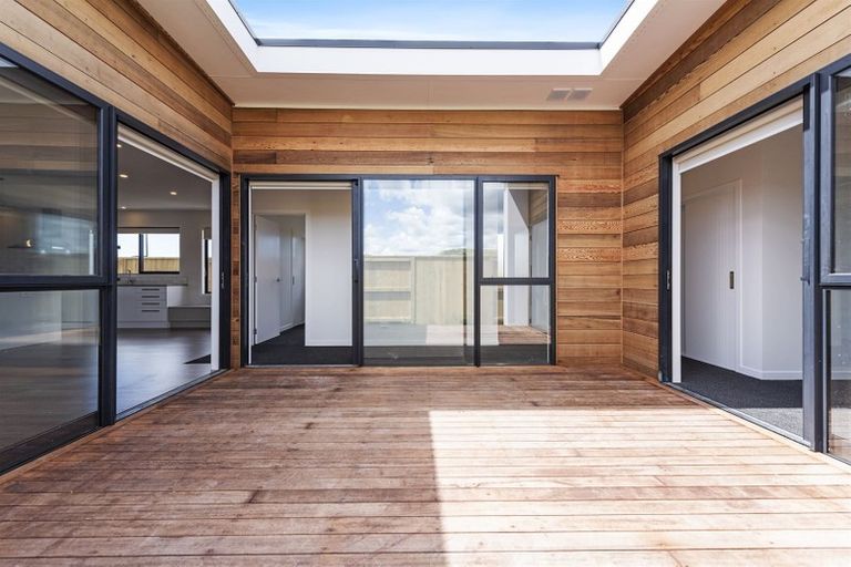 Photo of property in 51 Awatira Drive, Papamoa Beach, Papamoa, 3118