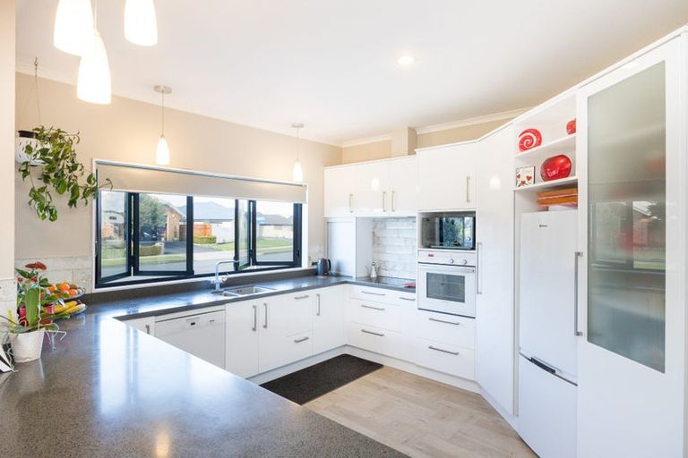 Photo of property in 29 Clearview Drive, Milson, Palmerston North, 4414