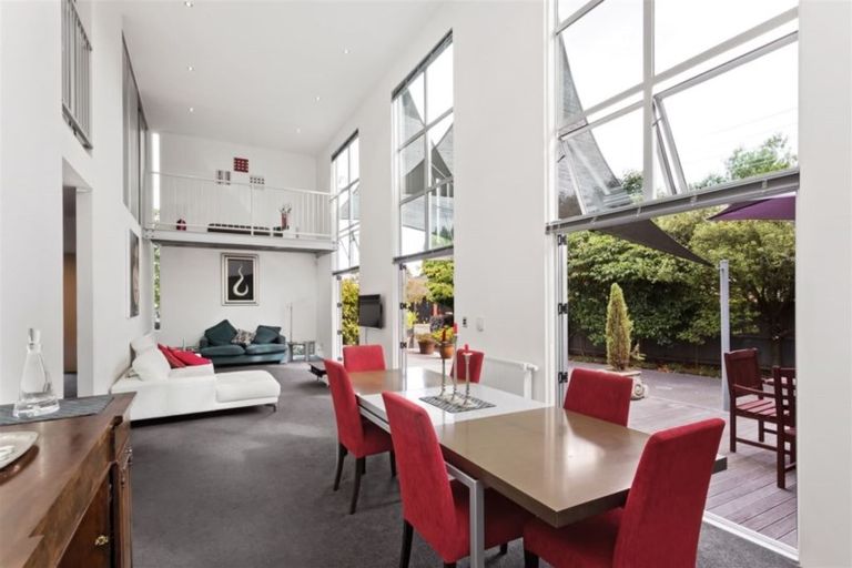 Photo of property in 8 Elmwood Road, Strowan, Christchurch, 8052