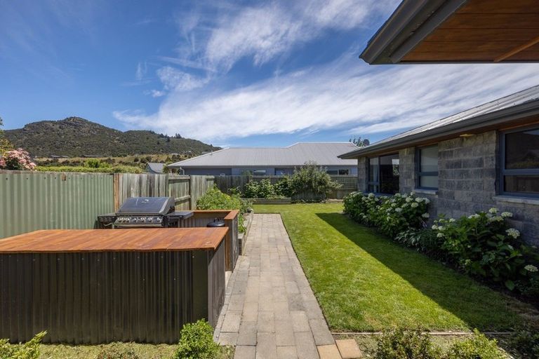 Photo of property in 2 Sherwin Avenue, Albert Town, Wanaka, 9305