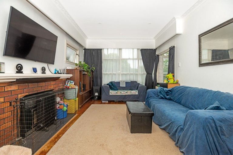 Photo of property in 35 De Lautour Road, Inner Kaiti, Gisborne, 4010