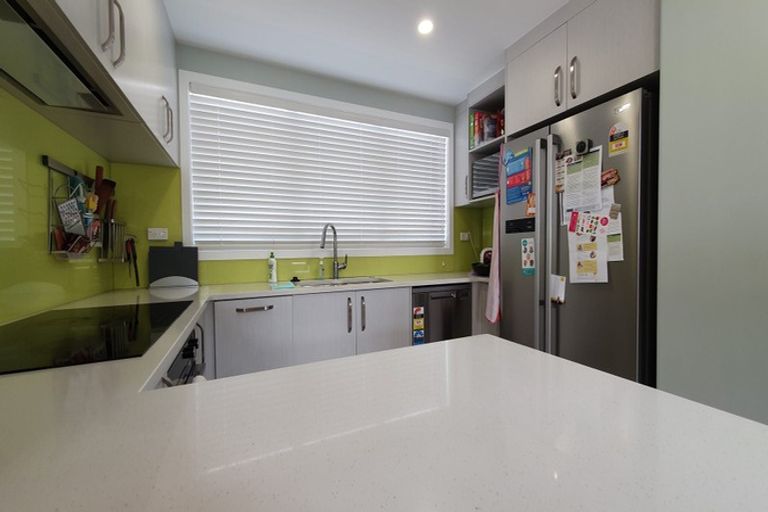 Photo of property in 40 Greenfinch Road, Hobsonville, Auckland, 0616