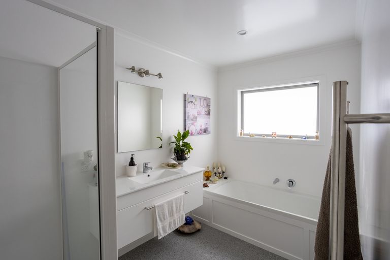 Photo of property in 22 Austin Reid Avenue, Carterton, 5713