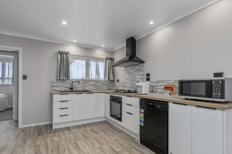 Photo of property in 5 Tarapunga Place, Tokoroa, 3420