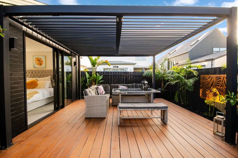 Photo of property in 5 Waipana Street, Hobsonville, Auckland, 0618