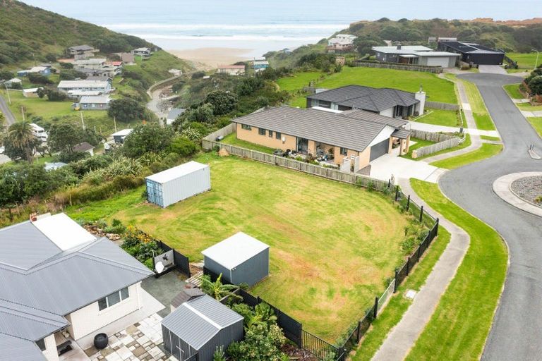 Photo of property in 49 Sunset Drive, Baylys Beach, 0377