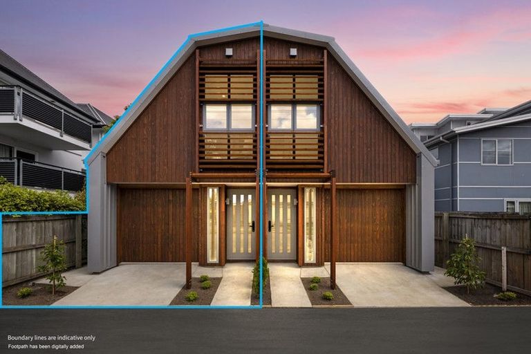 Photo of property in 2/26 Hutcheson Street, Sydenham, Christchurch, 8023