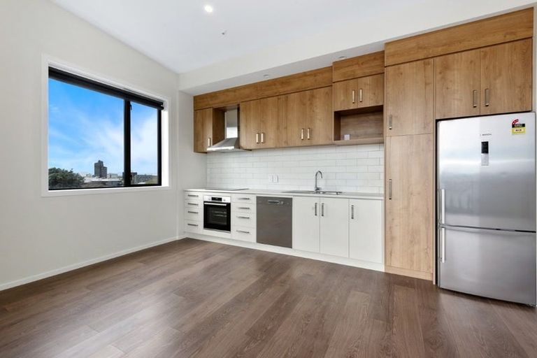 Photo of property in 7/20 Tainui Street, Frankton, Hamilton, 3204