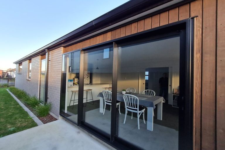 Photo of property in 8 Empire Crescent, Papamoa, 3118