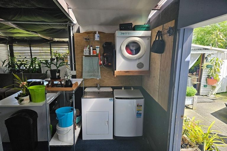 Photo of property in 43 Margaret Road, Papatoetoe, Auckland, 2025