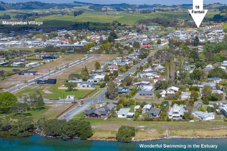 Photo of property in 18 Fantail Way, Mangawhai, 0505