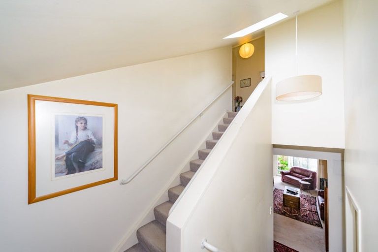 Photo of property in 24 Ranfurly Street, Hokowhitu, Palmerston North, 4410