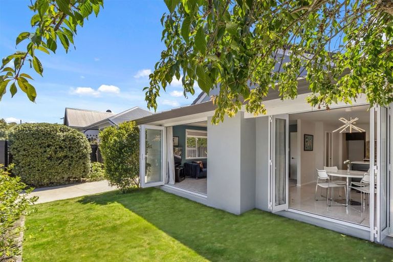 Photo of property in 4 Stirling Street, Merivale, Christchurch, 8014
