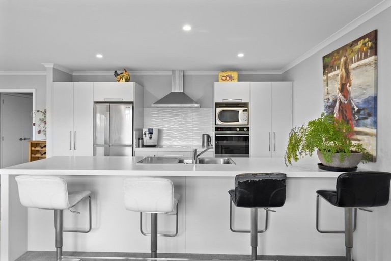 Photo of property in 19 Clifford Close, Leamington, Cambridge, 3432