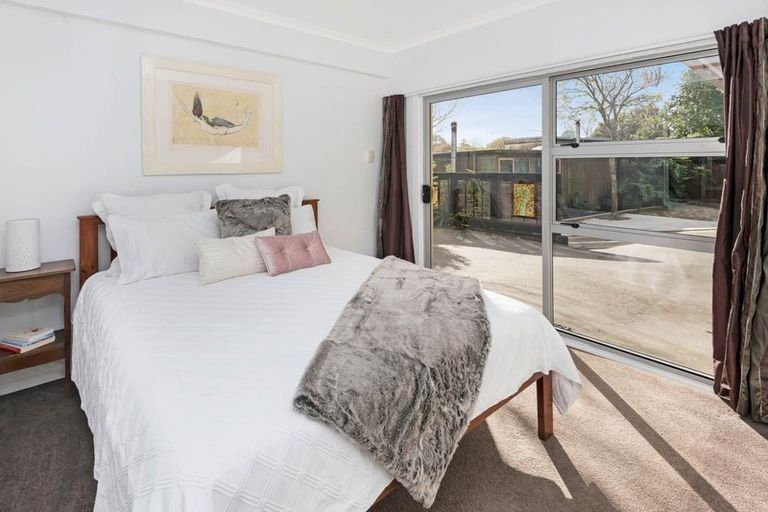 Photo of property in 29 Bert Wilson Place, Cockle Bay, Auckland, 2014