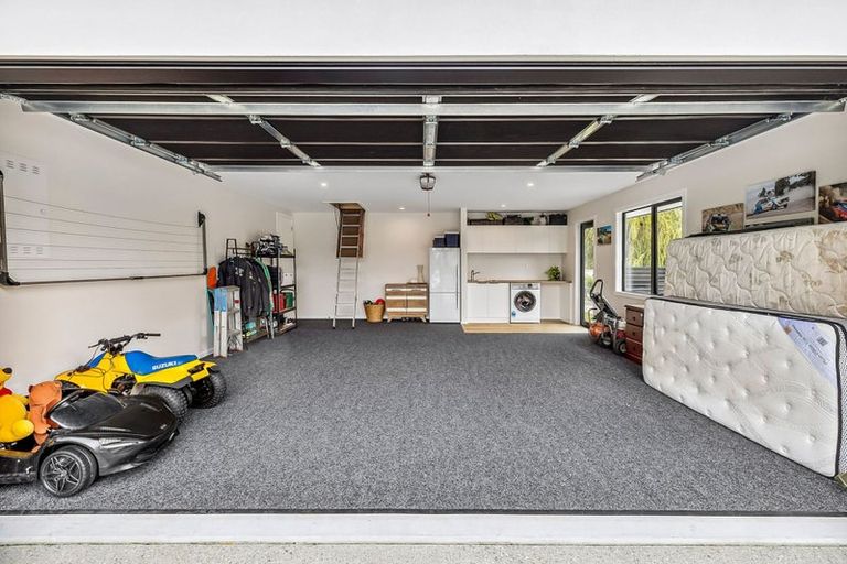 Photo of property in 11 Pisa Moorings Road, Mount Pisa, Cromwell, 9383