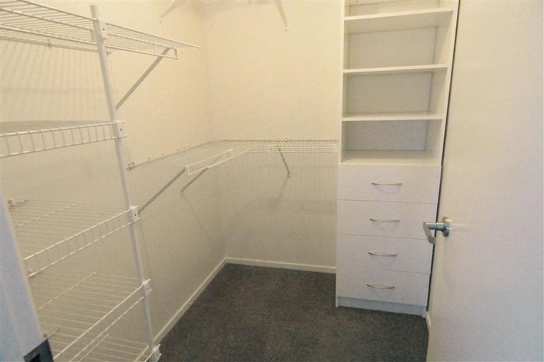 Photo of property in 3a Roto Street, Westown, New Plymouth, 4310