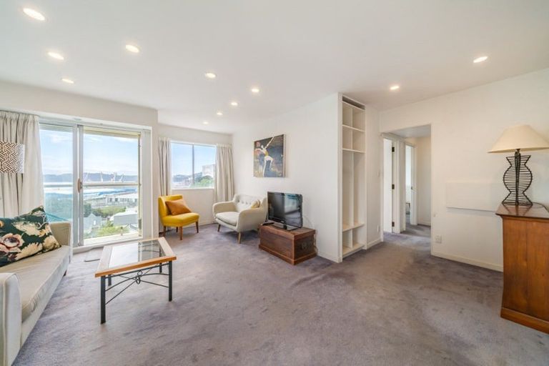 Photo of property in Grosvenor Flats, 19 Cottleville Terrace, Thorndon, Wellington, 6011