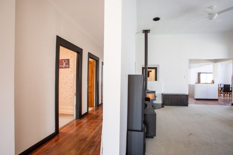 Photo of property in 170 High Street, Dannevirke, 4930