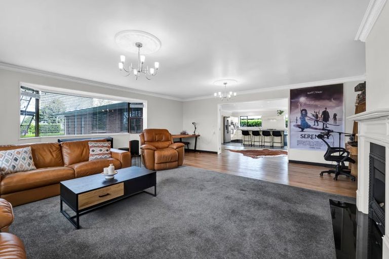 Photo of property in 74 Rata Street, Hawera, 4610