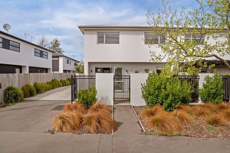 Photo of property in 1/24 Heywood Terrace, Richmond, Christchurch, 8013