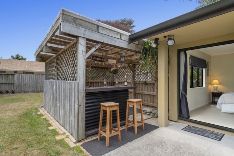 Photo of property in 667 Gloucester Road, Papamoa Beach, Papamoa, 3118