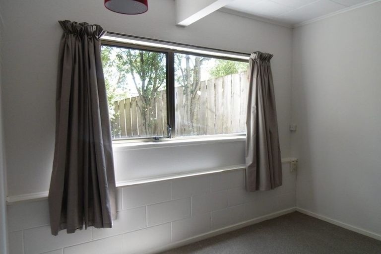 Photo of property in 2/65 Alexander Avenue, Torbay, Auckland, 0630