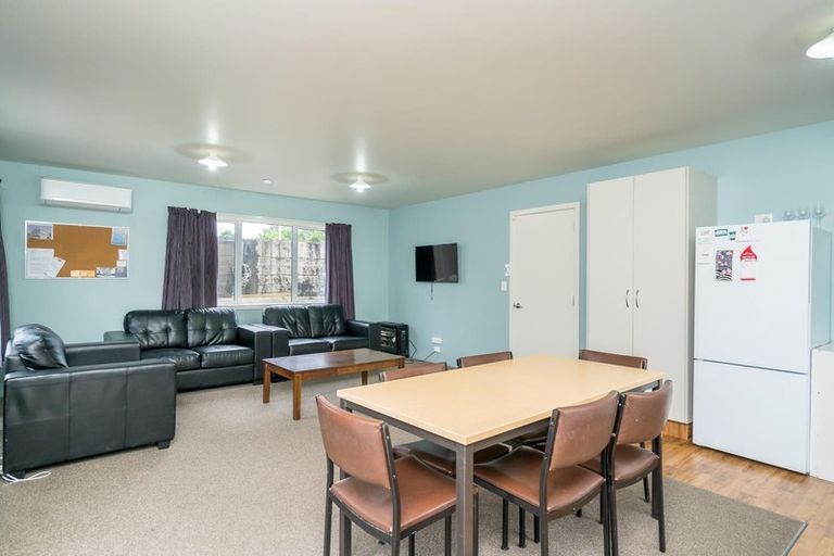 Photo of property in 34 Dundas Street, North Dunedin, Dunedin, 9016