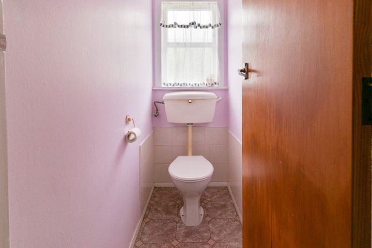 Photo of property in 5 Derwent Street, Wainuiomata, Lower Hutt, 5014