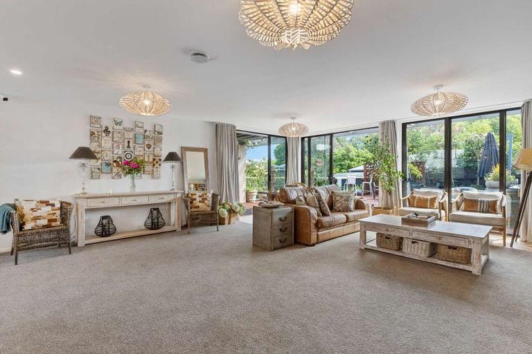 Photo of property in 45 Whitby Street, Burnside, Christchurch, 8053