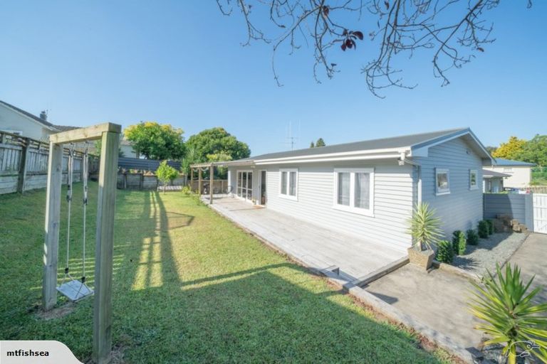 Photo of property in 2 Brown Terrace, Te Puke, 3119