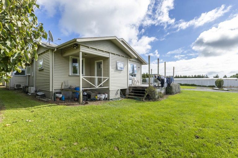 Photo of property in 77 Matarikoriko Road, Brixton, Waitara, 4382