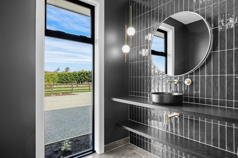 Photo of property in 14 Beal Place, Swannanoa, Kaiapoi, 7692