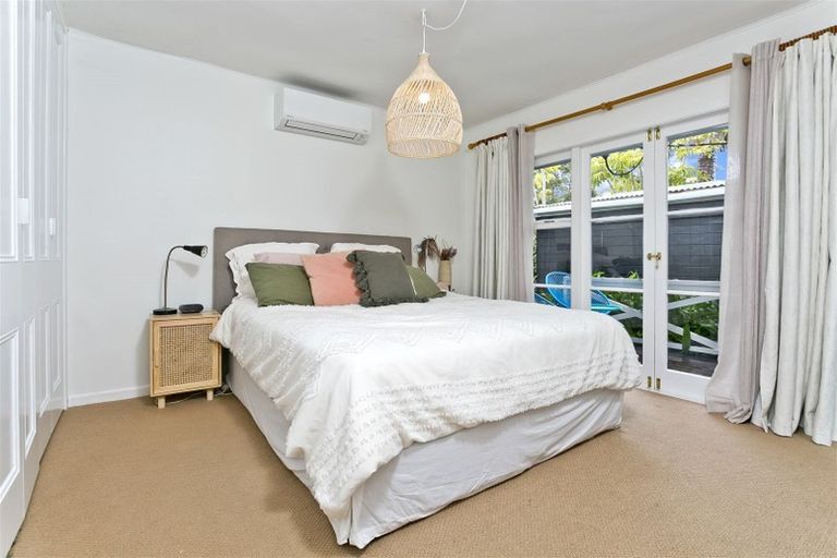 Photo of property in 160 Deep Creek Road, Torbay, Auckland, 0630