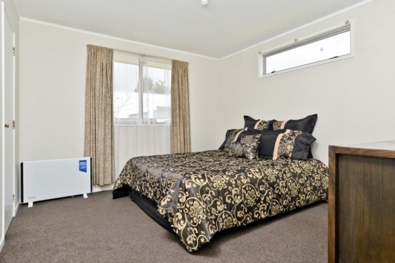 Photo of property in 19 Derby Street, Nawton, Hamilton, 3200