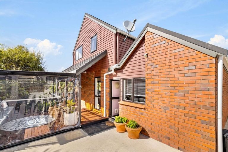 Photo of property in 2/6 Sturm Avenue, Massey, Auckland, 0614