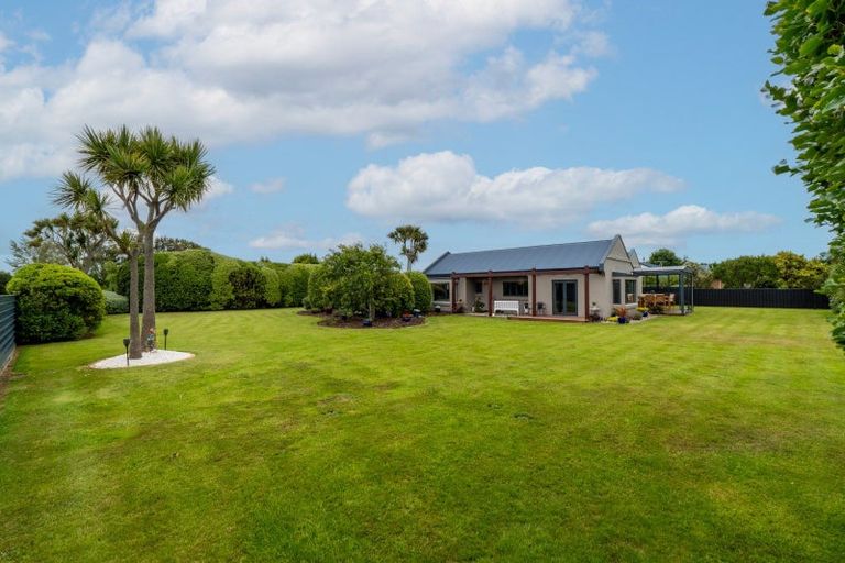 Photo of property in 17 Raeburn Avenue, Otatara, Invercargill, 9879